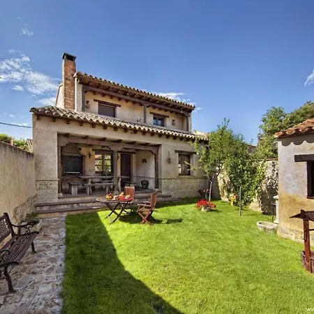 De Casa De Ilustres Kır Evi