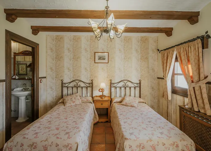 De Casa De Ilustres Urueña